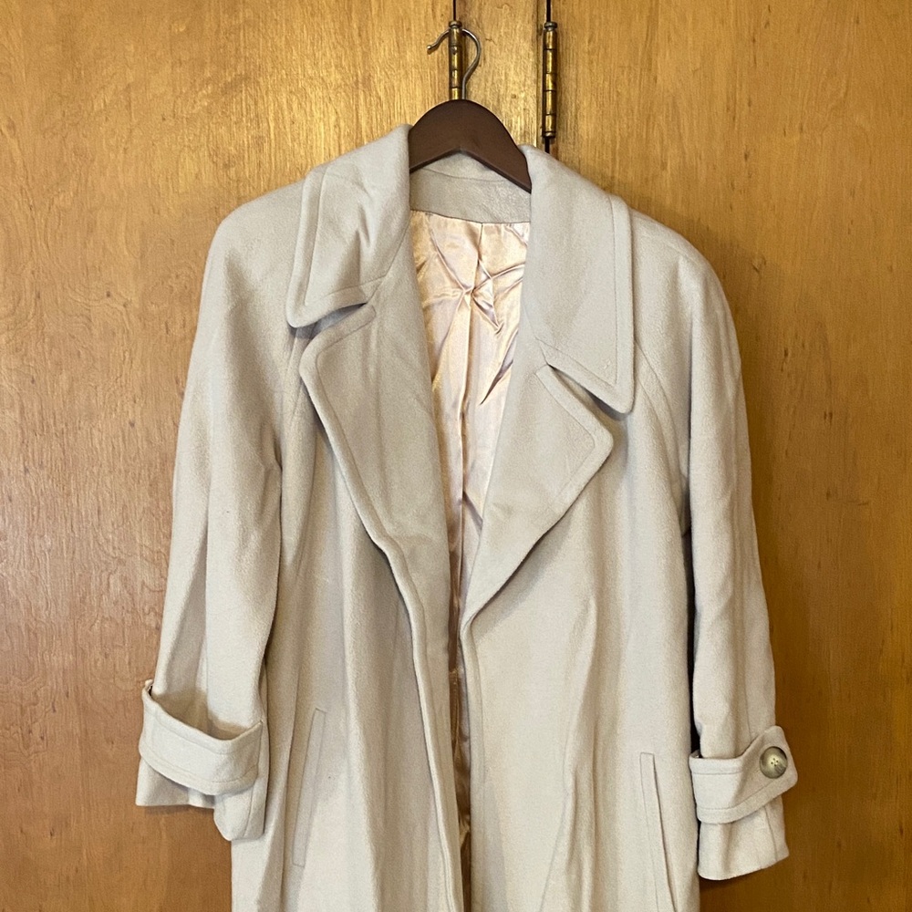 SALE 🌷 Vintage Regency Pure Cashmere Coat